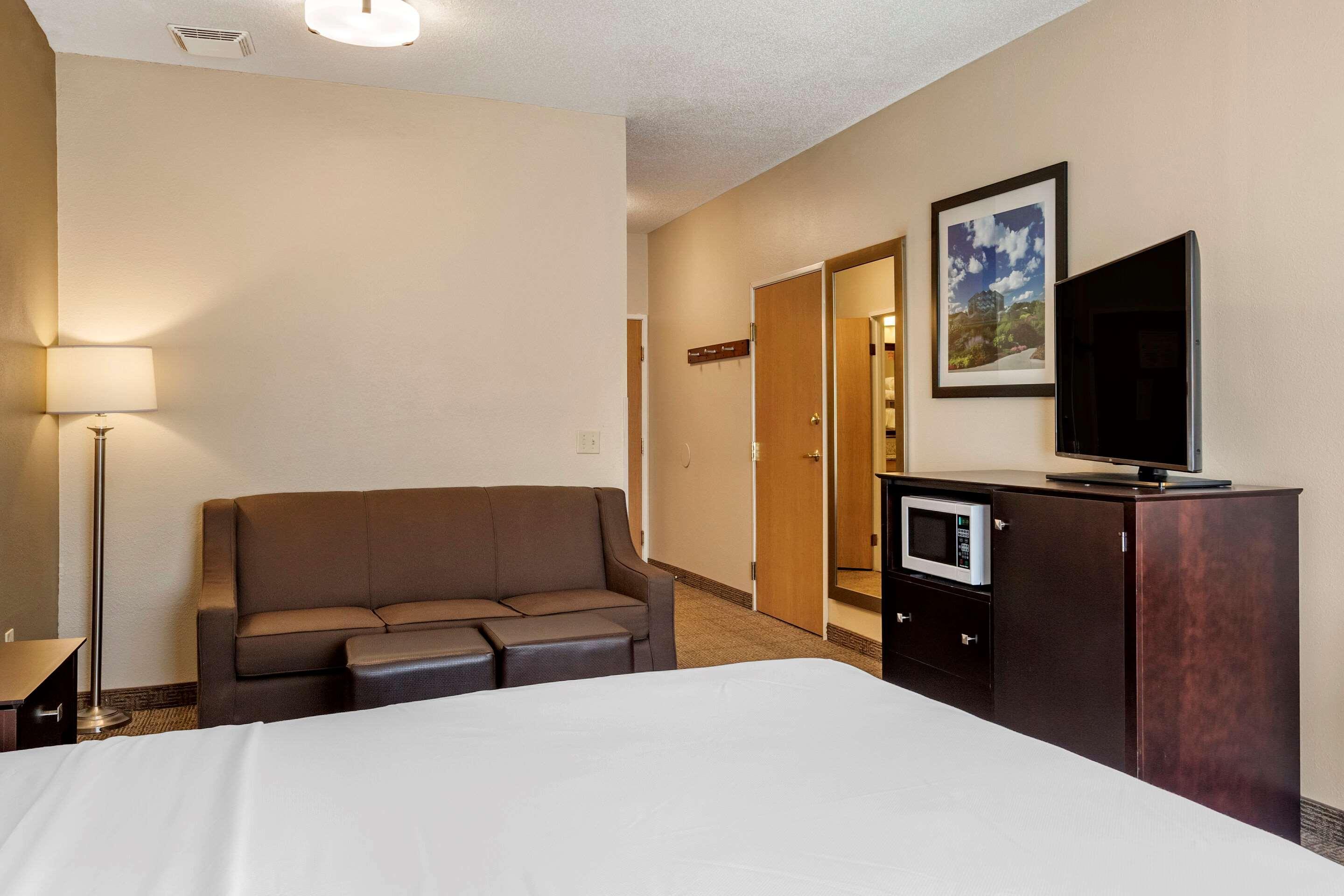 Comfort Inn & Suites Paw Paw Bagian luar foto
