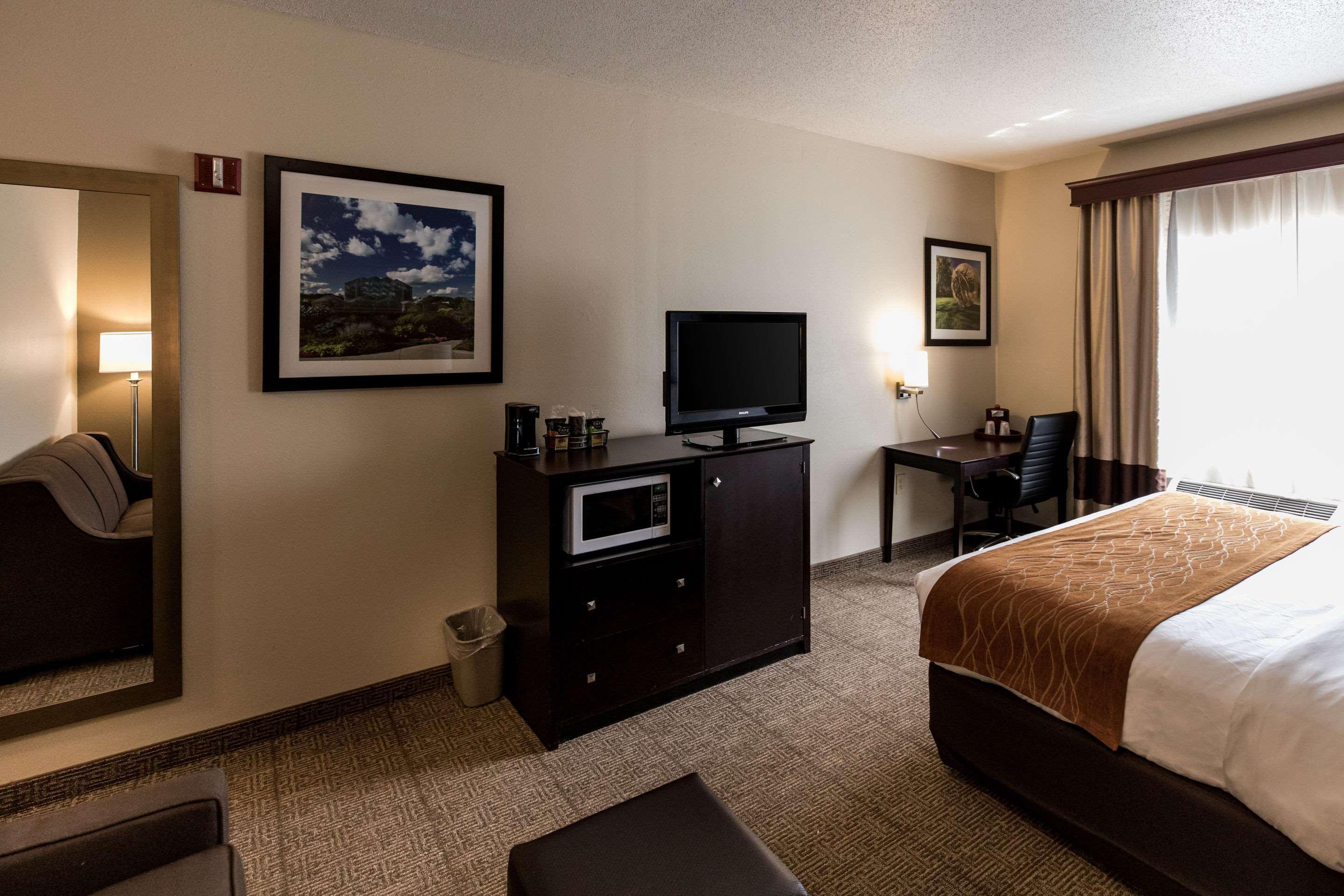 Comfort Inn & Suites Paw Paw Bagian luar foto